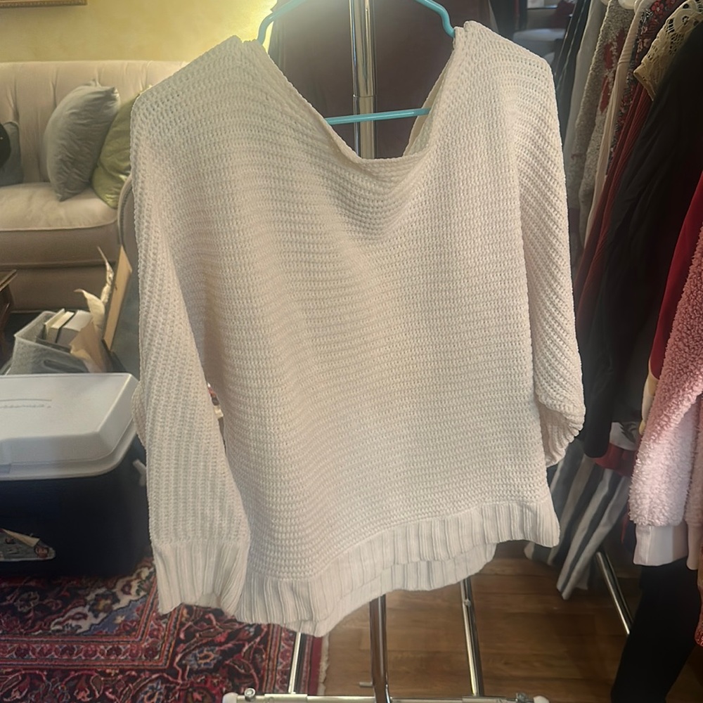 Offwhite forever 21 knitted sweater with distressed neckline
